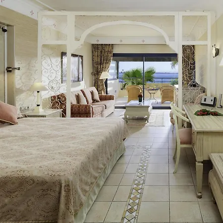 Отель Secrets Bahia Real & - Adults Only 5*
